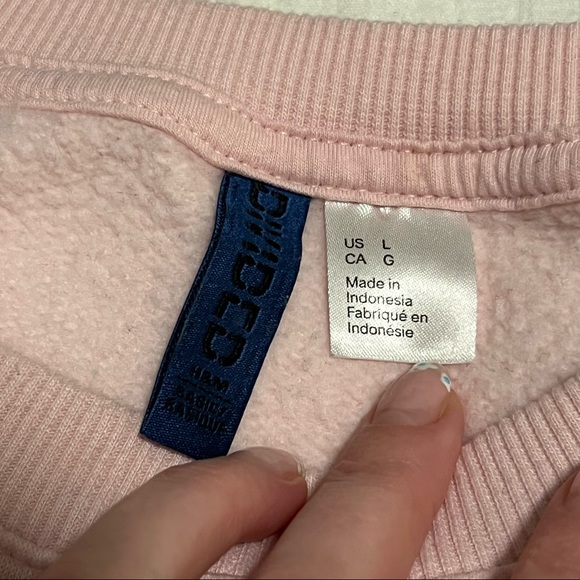 Pink Crew Neck - Picture 7 of 8